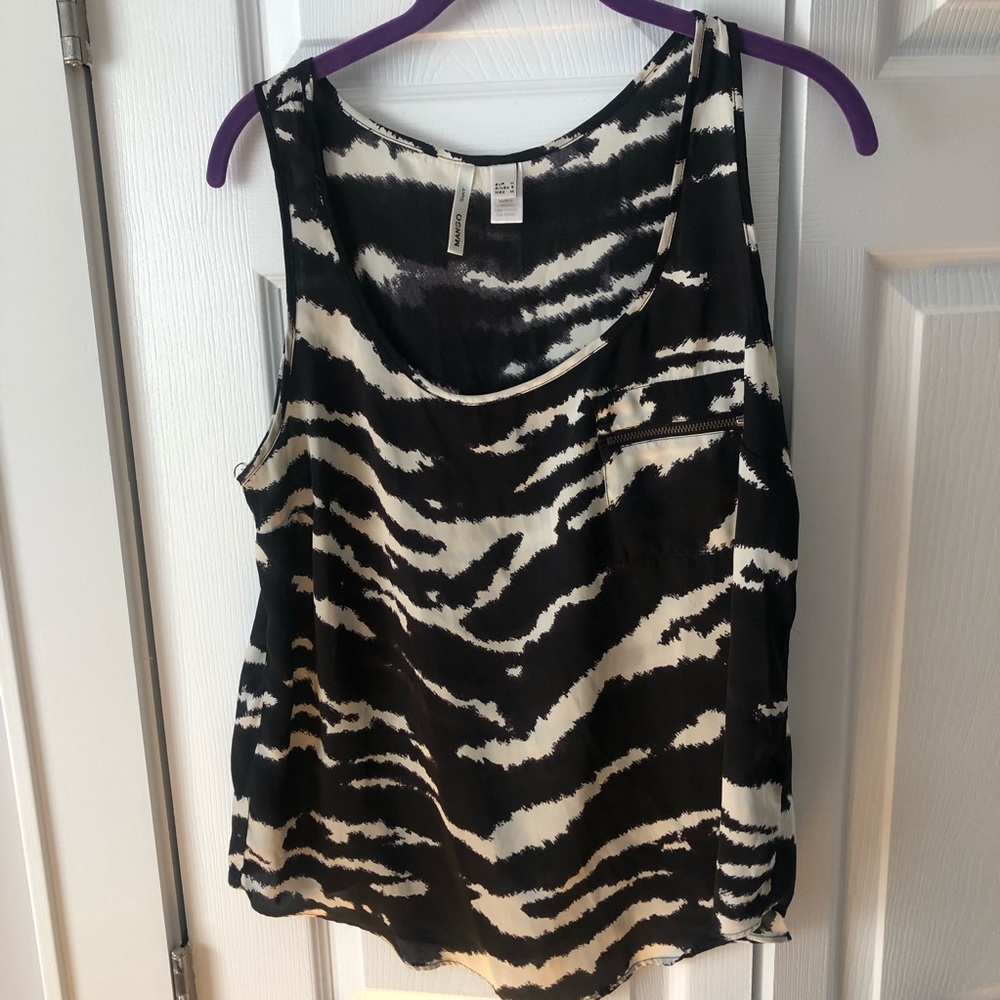 Mango suit zebra print shell. Zippered breast pocket.